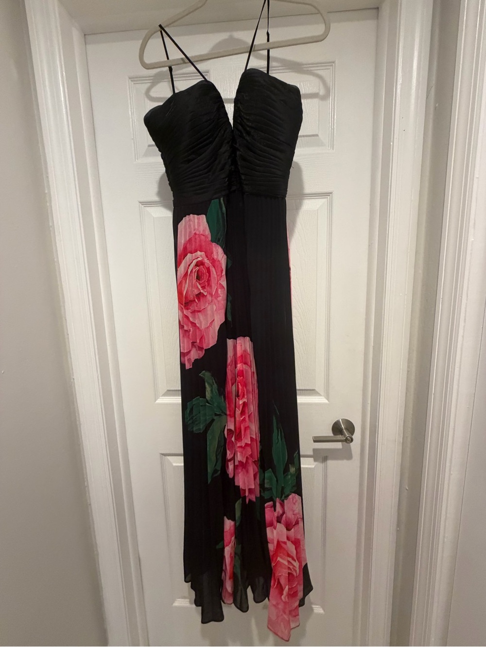 XSCAPE Black Floral Spaghetti-Strap Maxi Dress with Pink Rose Print